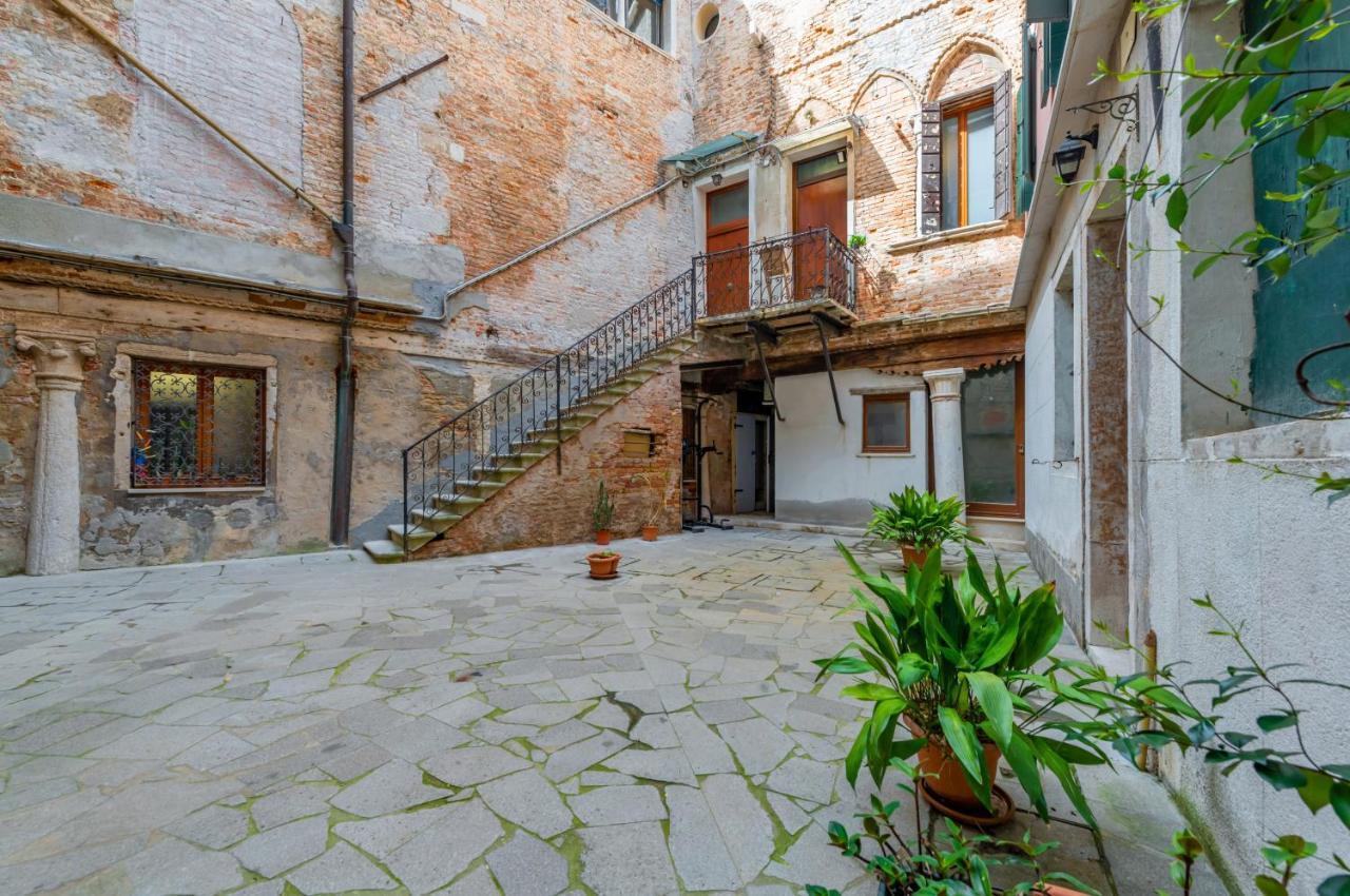 Cannaregio Romantic View Apartment Venezia Esterno foto